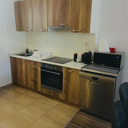 Brookforest Belvarosi 2 Апартаменты Дебрецен